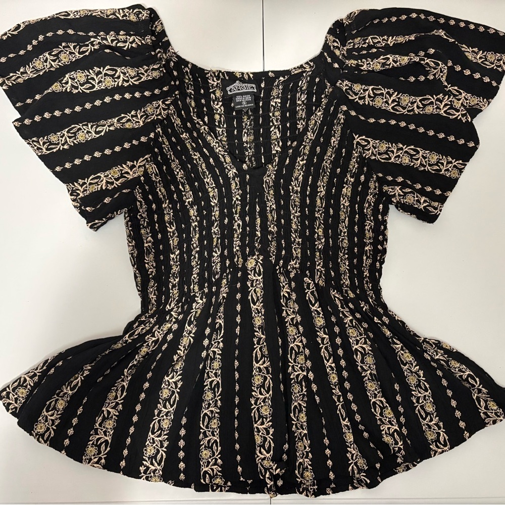 Angie Smocked Off-the-shoulder Peasant Top Black w/Tan Floral Small Peasant Boho